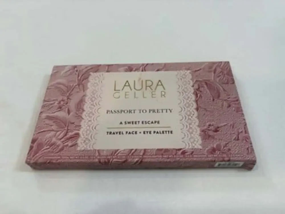 Laura Geller Passport to Pretty: A Sweet Escape Travel Face & Eye Palette